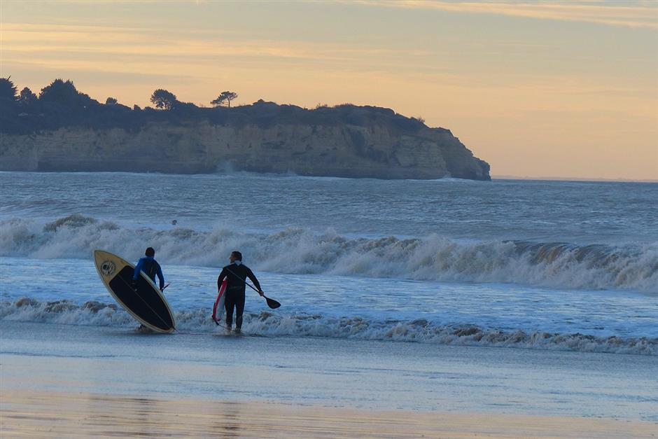 surf - Activités de loisirs et sport - Camping Saint Georges de Didonne
